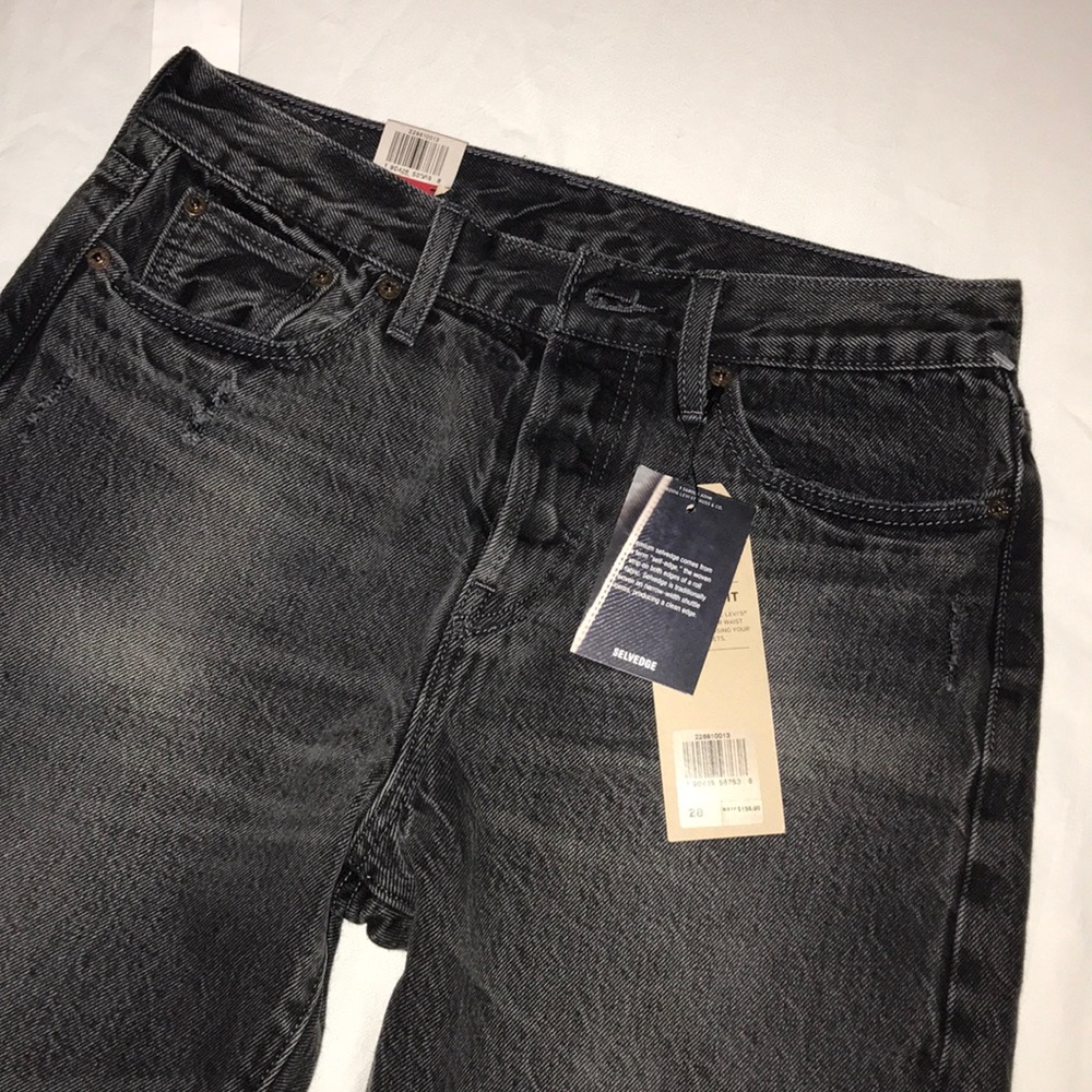 New Levi’s “Wedgie Fit” Jeans